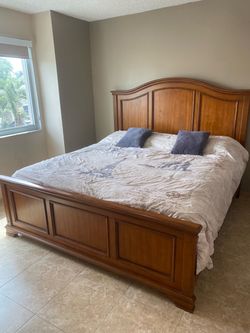 Four piece king-size bedroom set