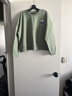 Alaska beautiful long sleeve men’s green shirt size XL like new 