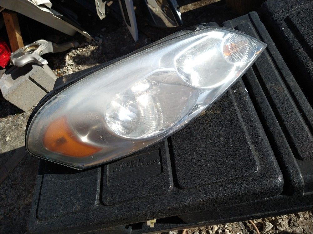 2006 To 2013 Chevy Impala Passenger Headlight