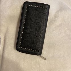 Woman’s Wallet 