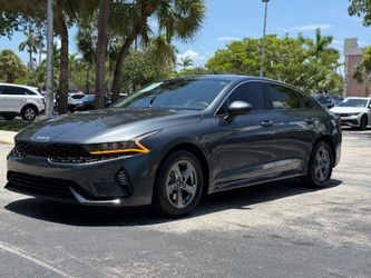 2022 Kia K5