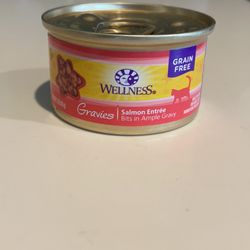 Dozen Wellness Salmon Entree, 3 ounces