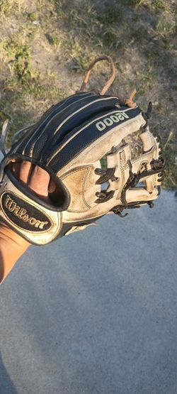 Wilson A2000