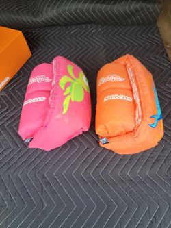 Kid's Puddle Jumper Floats