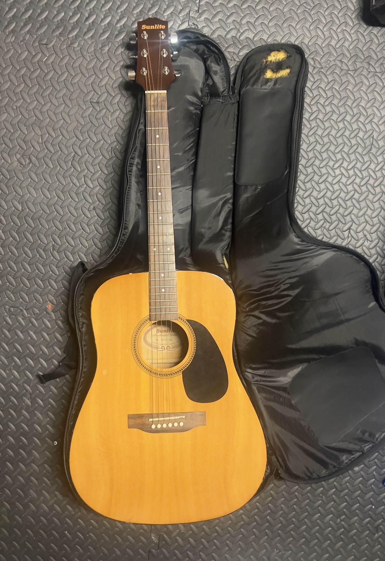 Sunlite Acoustic Guitar