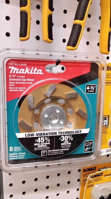 MAKITA 4 - 1/2" (114 mm) DIAMOND CUP WHEEL