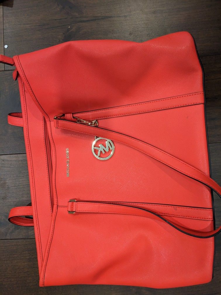 Michael Kors Jet Set Large Red Tote Bag