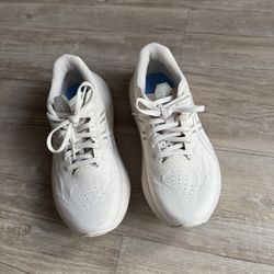 ASICS Women’s Shoe GT 2000 Size 7.5