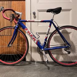 Trek Bike With Extra Handle Bar Wrap 