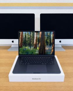 MacBook Air 15” M3 Midnight 💻 Apple M3 Chip | 8GB RAM | 34 Battery Cycles 🔋 100% Battery Health ✅ 1 Year Warranty | $0 Down Finance Available