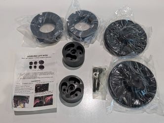 2019+ Jeep Gladiator JT Leveling Lift Kit 1.5 Front 0.75 Rear Spacer Kit