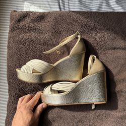 Versilia Gold Wedge Sandals – Leather Upper – Made in Colombia – Size 38 (US 7.5–8)