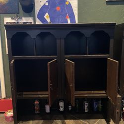 2 shelves cabinets