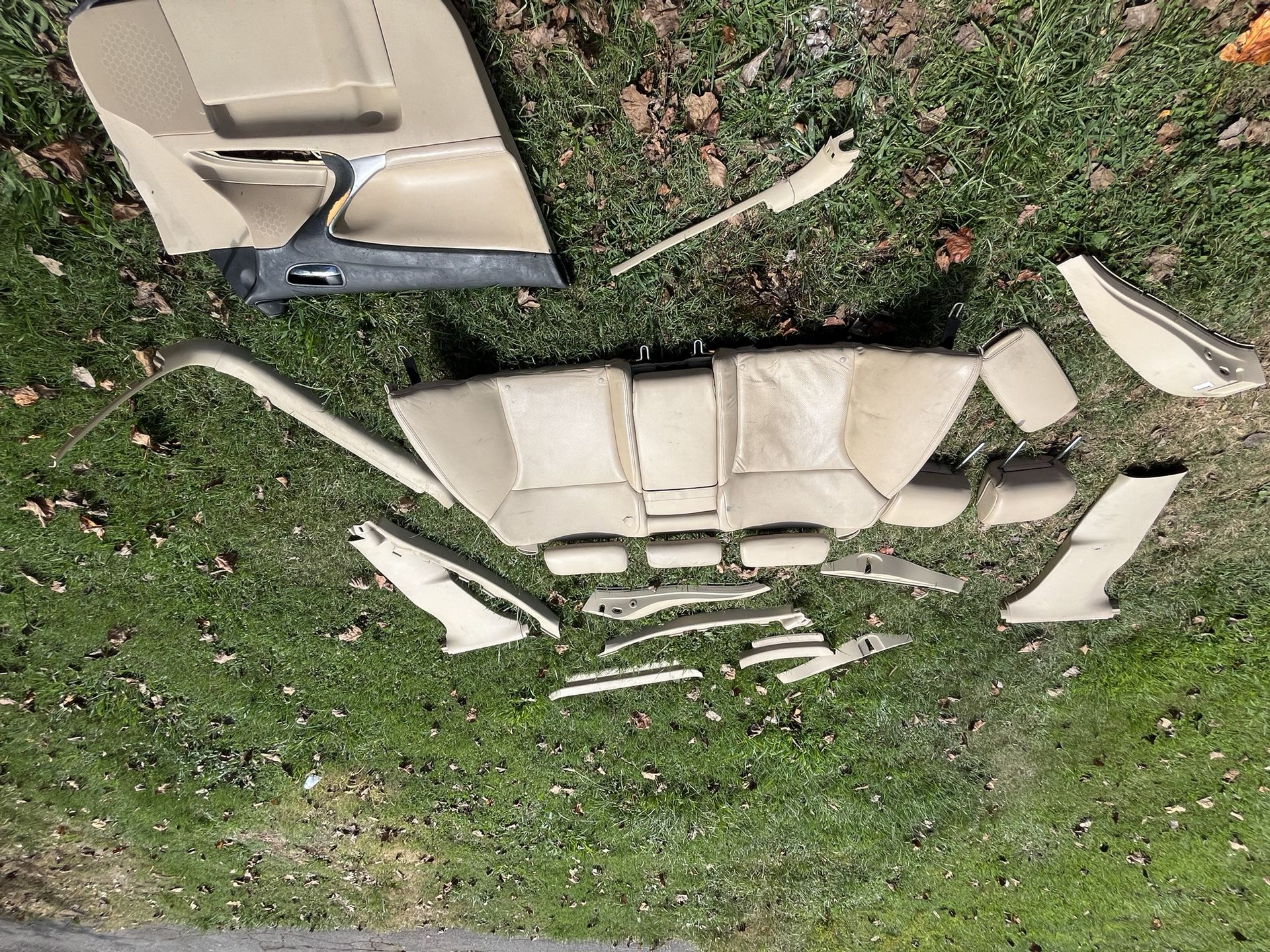08 lexus is250 interior panels