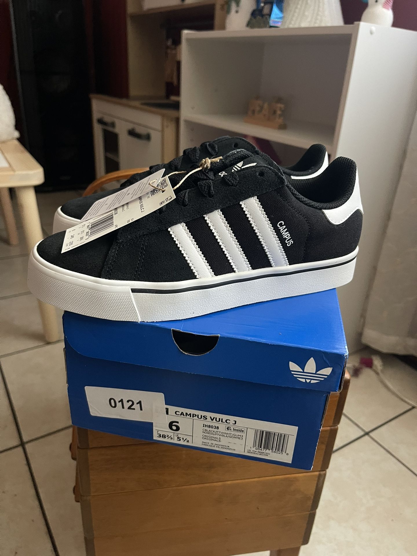 adidas gazelle silver green womens Adidas - Campus 90s ADV Shoes