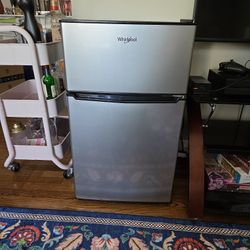Whirlpool Mini Refrigerator