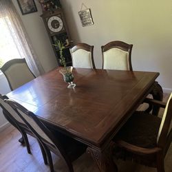 Dinning room set