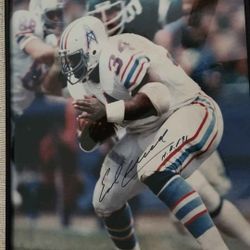 16x20 Framed Earl Campbell Auto Photo w/COA