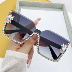 Jazzy Elegant Sunglasses 