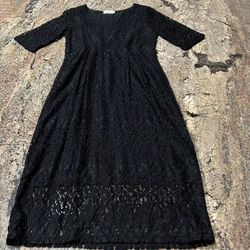 Like New Mod Mums Black Lace nursing dress
