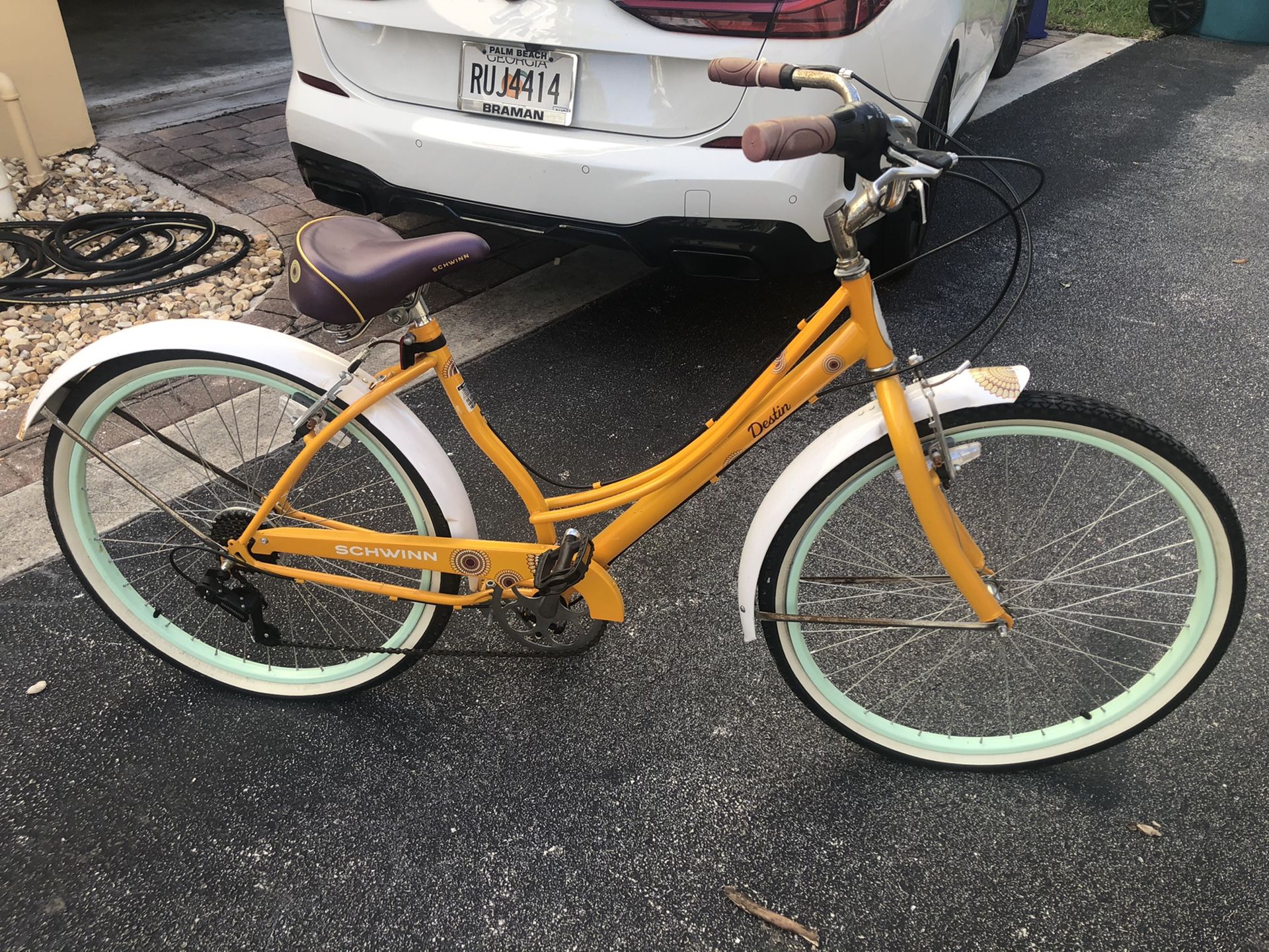 schwinn destin cruiser