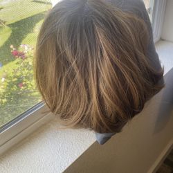 Peluca de pelo color café