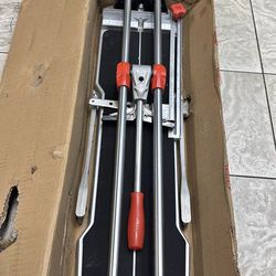 Rubi 28 inch tile saw