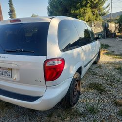 2004 Dodge Caravan