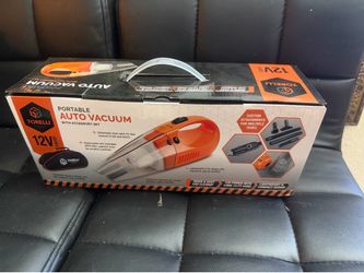 Portable auto vacuum