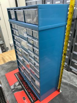 HANDYMAN HARDWARE            PARTS ORGANIZER  (LOADED W/ MISC HARDWARE)