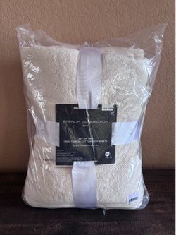 NIP - French Connection set of two 100% Turkish Cotton Bath Sheet 33”x63”