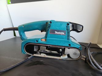 makita 3/21 belt sunder.