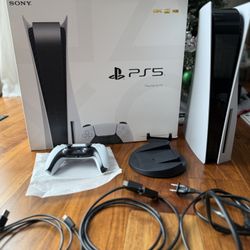 First edition PS5 with disk drive - brand new controller - complete in box