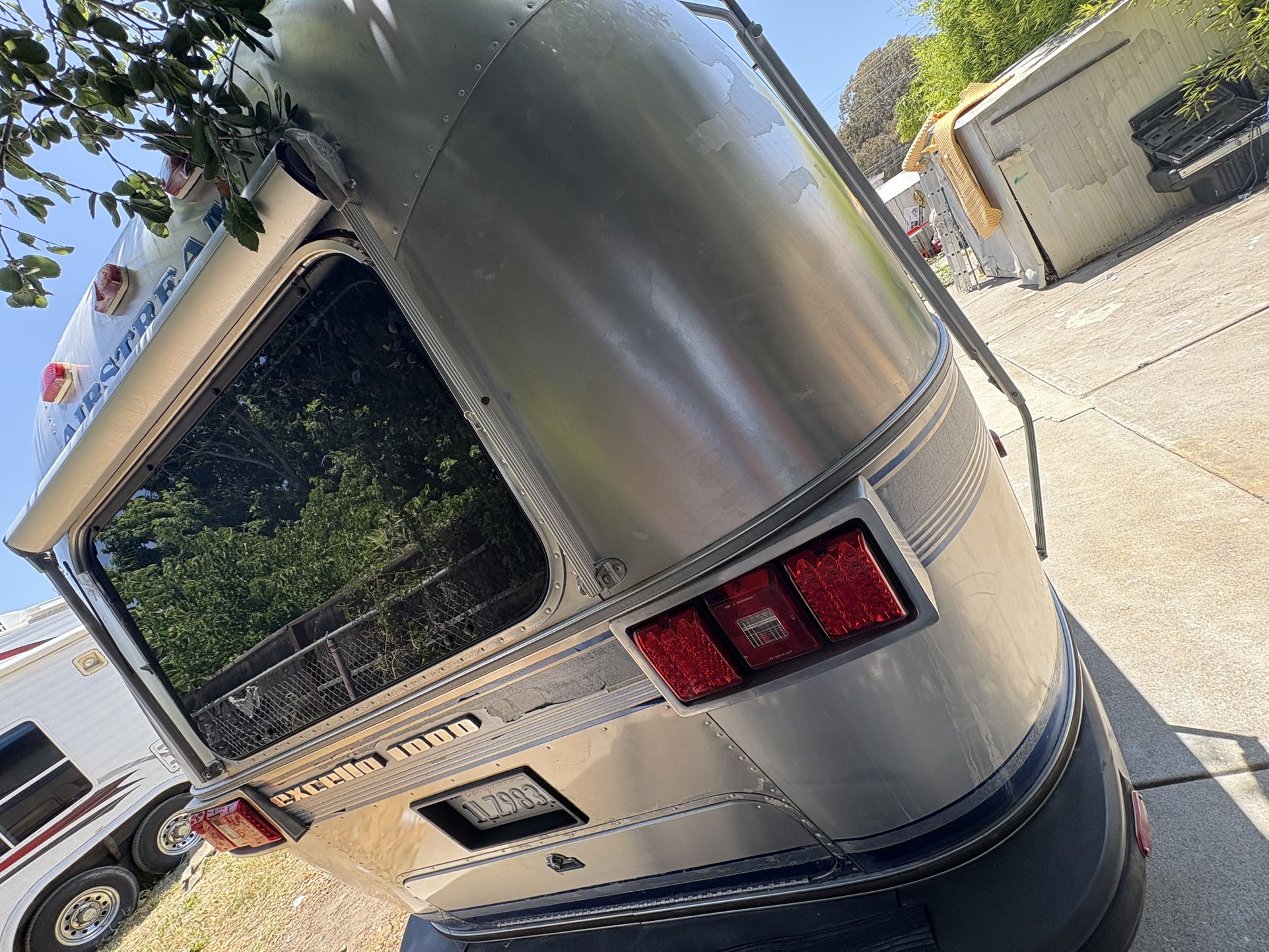 1995 Airstream 28ft Really Nice And Clean For It’s Age