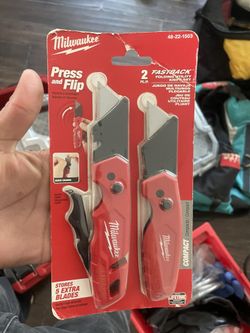 Milwaukee Knifes G