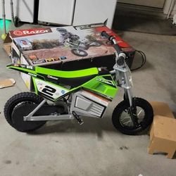 Razor MX650 Electric Powered Dirt Motorcross Kids Bike for Sale in North Las Vegas NV OfferUp