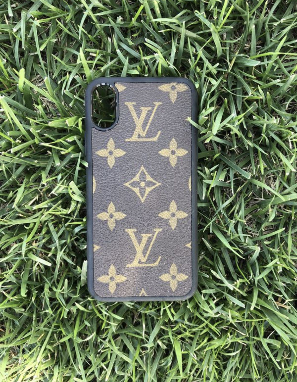 lv phone cases for Sale in Canton, MA - OfferUp