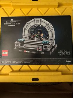 LEGO - Emperor’s Throne