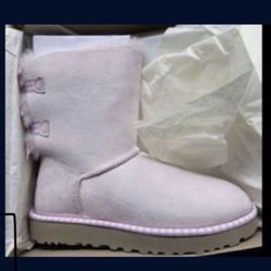 Brand New Women Uggs Size 7 