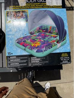 Body Glove 2-Person Canopy Lounge Inflatable Float – New in Box