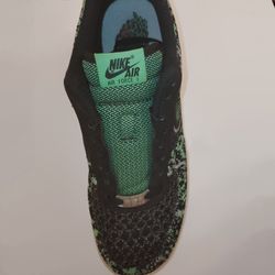 Nike Air Force 1 Crater Flyknit Next Nature 'Black Volt'