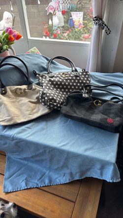 C Wonder Designer Tote Bags