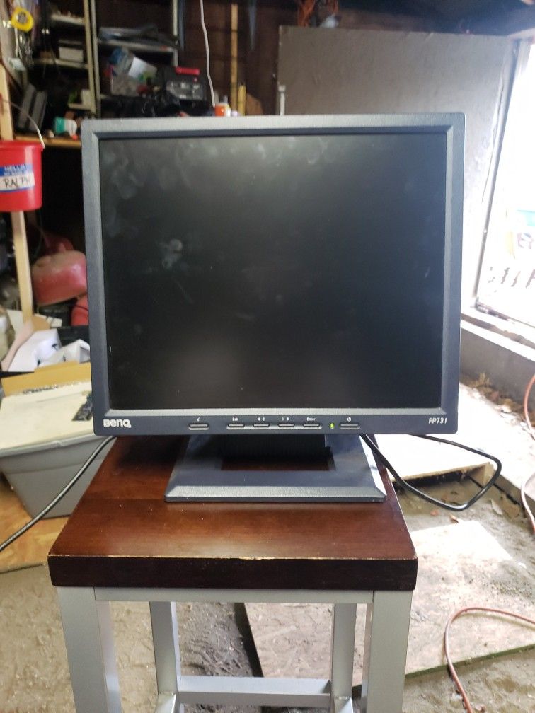 BENQ COMPUTER 🖥 SCREEN