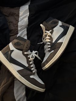 Travis Scott Air Jordan 1 High Mocha