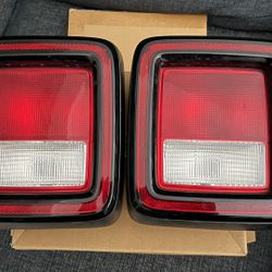 Jeep Wrangler JL Halogen Tail Lights