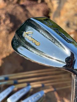 Golf Iron Set Excellent Condition!