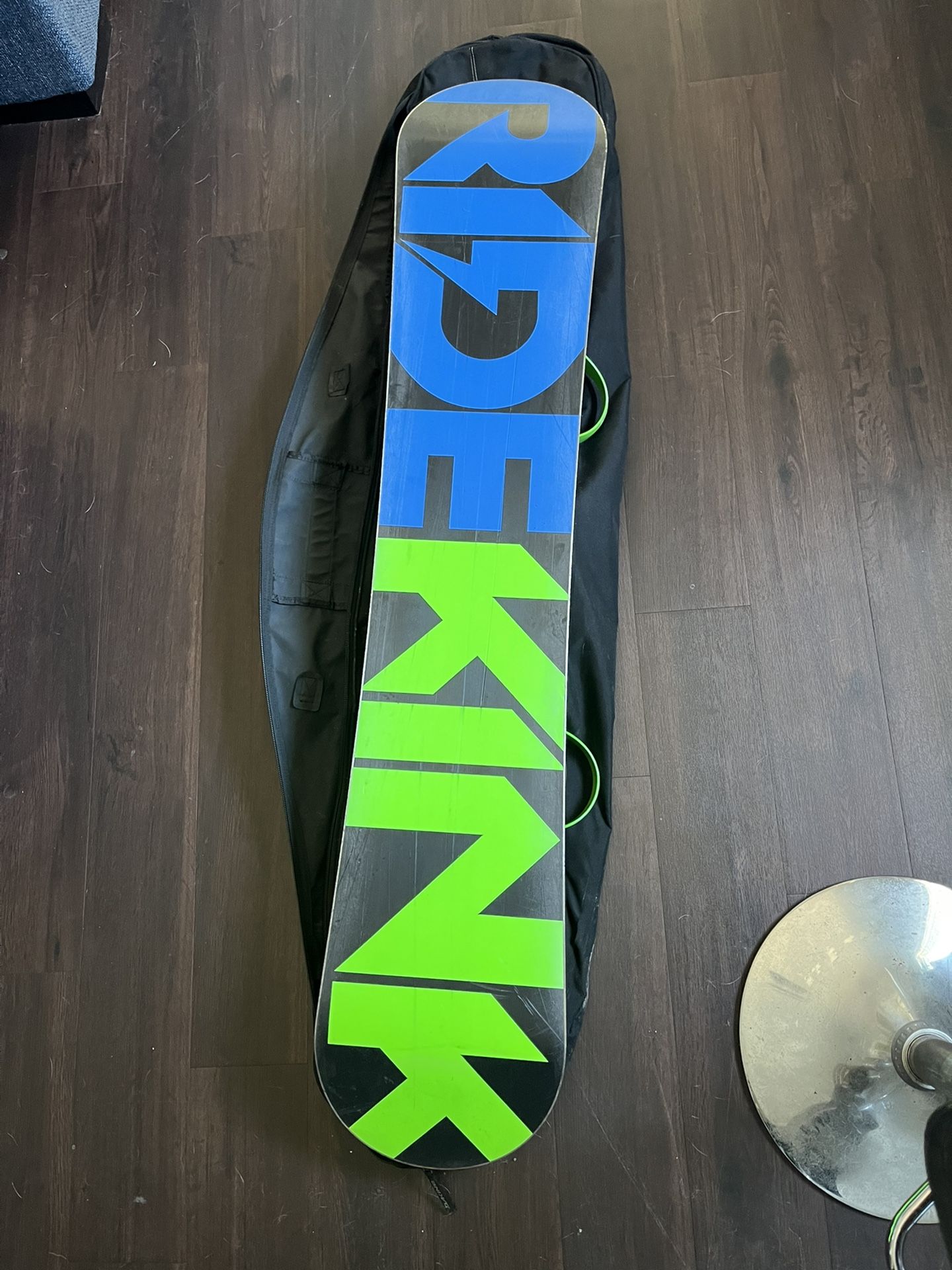 ride kink 147 Ride Kink Snowboard - Snowboarder