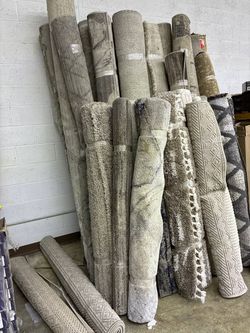 Rugs on sale !