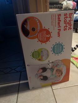 Baby vibrating bouncer