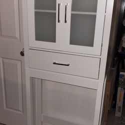 Bathroom Space Saver 